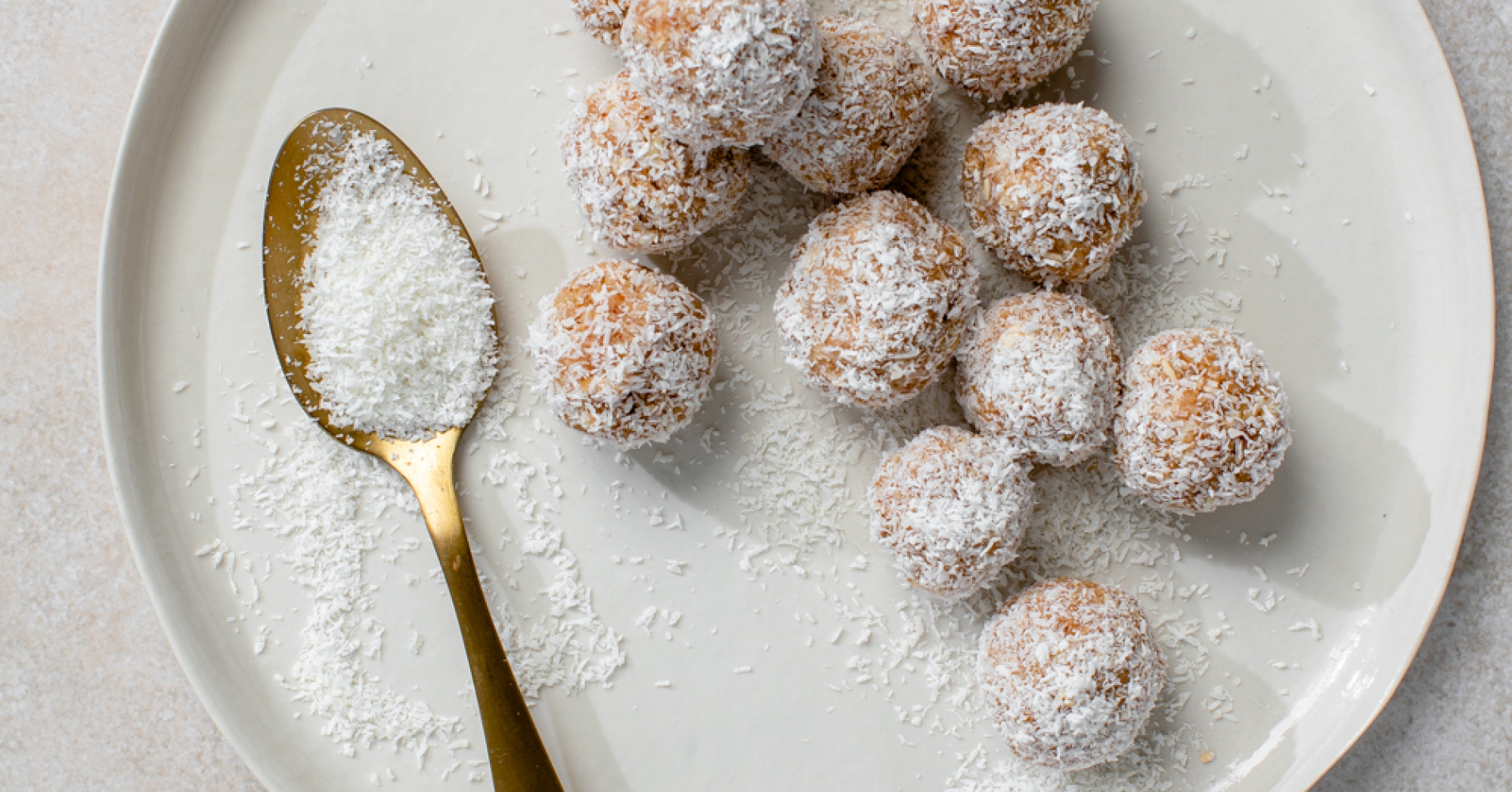 Oaty Nut Bliss Balls Recipe | myfoodbook